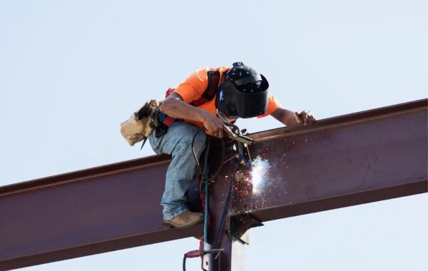 hispanic-ironworker-welding-a-steel