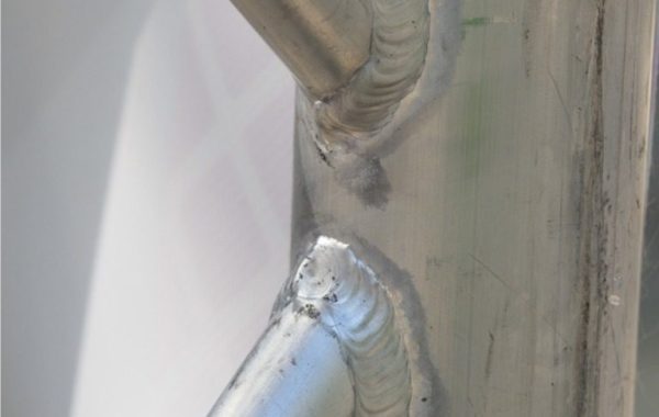 A rail attached with aluminum welding in Illinois